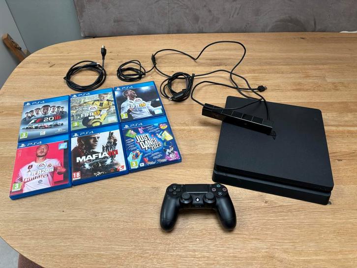 PlayStation 4 Slim 1TB met spellen en accessoires, Spelcomputers en Games, Spelcomputers | Sony PlayStation 4, Gebruikt, Slim