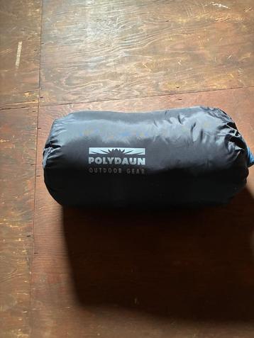 Polydaun slaapzak, 80cm x 205cm beschikbaar voor biedingen