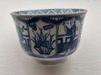 Chinees porselein kopje Kangxi met chip, Antiek en Kunst, Antiek | Keramiek en Aardewerk, Ophalen of Verzenden