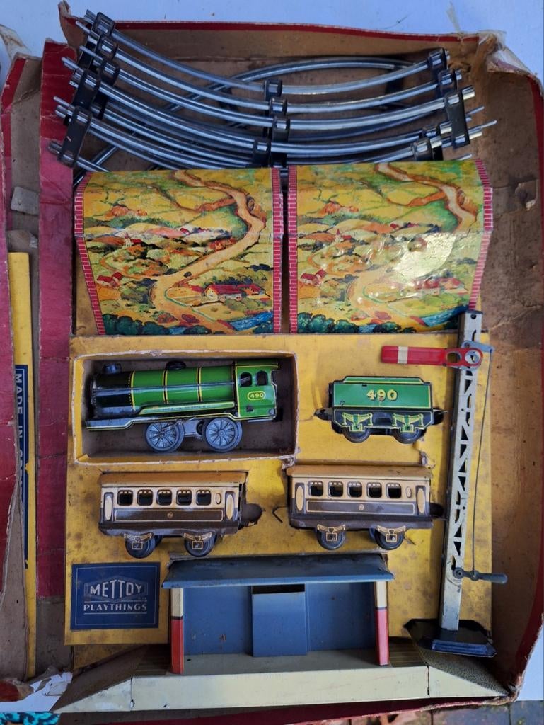 Antieke Mettoy Speelgoedtrein in Originele Doos, Antiek en Kunst, Ophalen of Verzenden