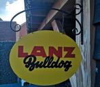 Dubbelzijdig LANZ BULLDOG UITHANGBORD (incl. beugel), Ophalen of Verzenden, Nieuw, Reclamebord