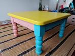 Vrolijk tafeltje - gratis, Ophalen, Gebruikt, 50 tot 100 cm, 25 tot 50 cm