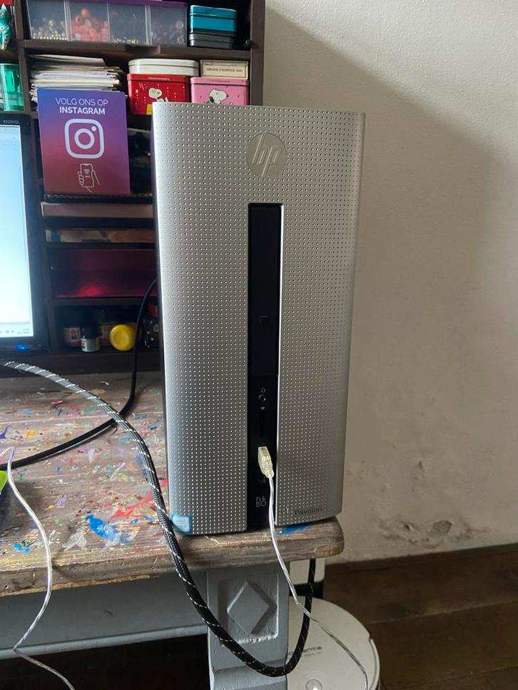 Hp Pavilion complete set, Computers en Software, Desktop Pc's, Gebruikt, 2 tot 3 Ghz, HDD, SSD, 8 GB, Met videokaart, Ophalen