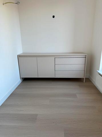Dressior beige beschikbaar voor biedingen