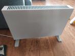 Smart radiator , kachel elektrisch, 60 tot 150 cm, Kachel, 800 watt of meer, Zo goed als nieuw