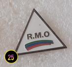 R.M.O.  Pin - Driehoekig Design, Verzenden