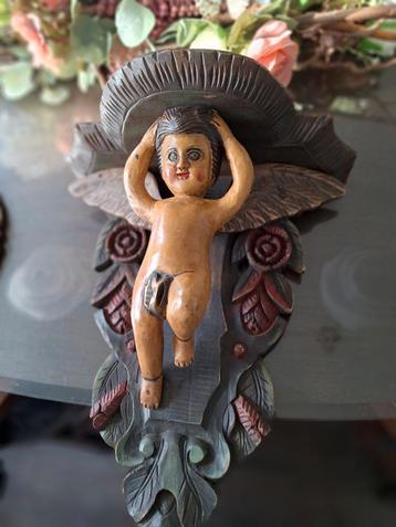 Wandconsole engel hout beschikbaar voor biedingen