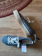 Nieuwe plateau schoenen zomer bloemen Primark, Nieuw, Ophalen of Verzenden, Sneakers of Gympen, Primark