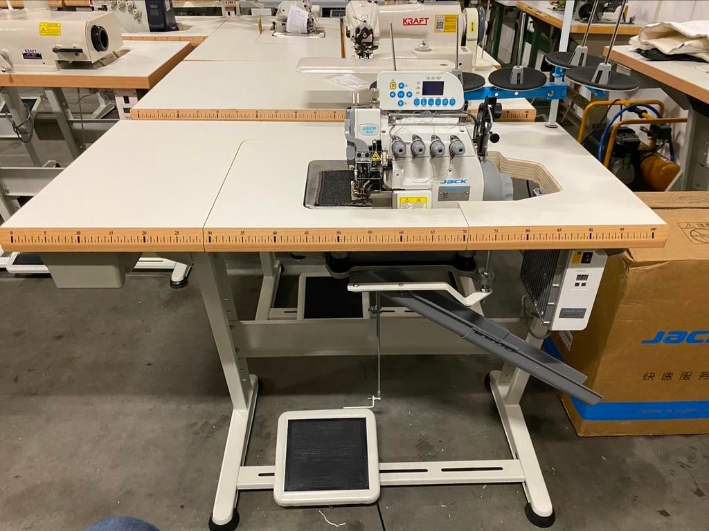 Industriele lockmachine overlock dubbel transport aut, Overige merken, Nieuw, Jack, Ophalen of Verzenden