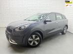 Kia Niro 1.6 GDi Hybrid DynamicLine CAMERA LEER TREKHAAK, Bedrijf, 26 km/l, SUV of Terreinwagen, Zilver of Grijs