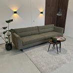 GRATIS BEZORGING 4 zits bank Zoë SHOWROOMMODEL INNO Living, Nieuw, 75 tot 100 cm, Ophalen of Verzenden, Rechte bank