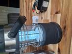 Camping lamp 220 en 12volt oplaadbaar, Ophalen of Verzenden, Zo goed als nieuw