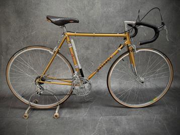 Vintage Gouden Peugeot Racefiets PSN 10 beschikbaar voor biedingen