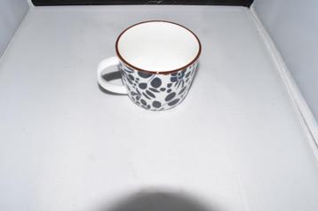 Oorbekers Flower Small Dutch Floral servies beschikbaar voor biedingen