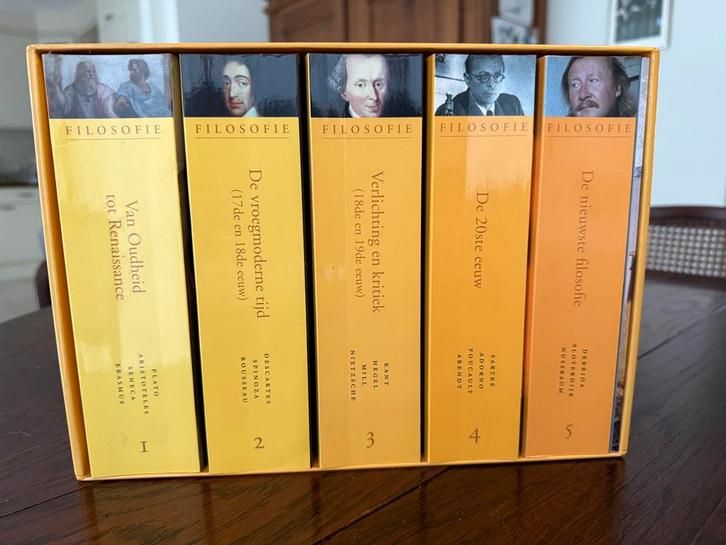 Filosofie - 5 delen in een bewaar cassette, Boeken, Filosofie, Zo goed als nieuw, Algemeen, Ophalen of Verzenden