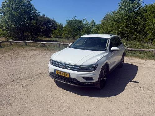 Volkswagen Tiguan 2.0 TDI 150PK 2017 Wit, Auto's, Volkswagen, Particulier, Tiguan, 360° camera, ABS, Achteruitrijcamera, Adaptieve lichten