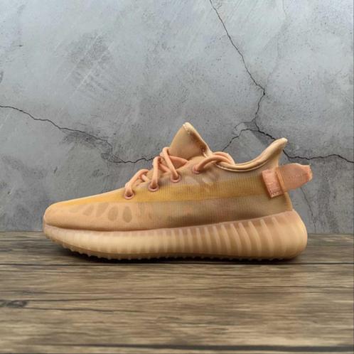 Yeezy Boost 350 Mono Clay | Alle Maten Beschikbaar, Kleding | Heren, Schoenen, Nieuw, Ophalen of Verzenden