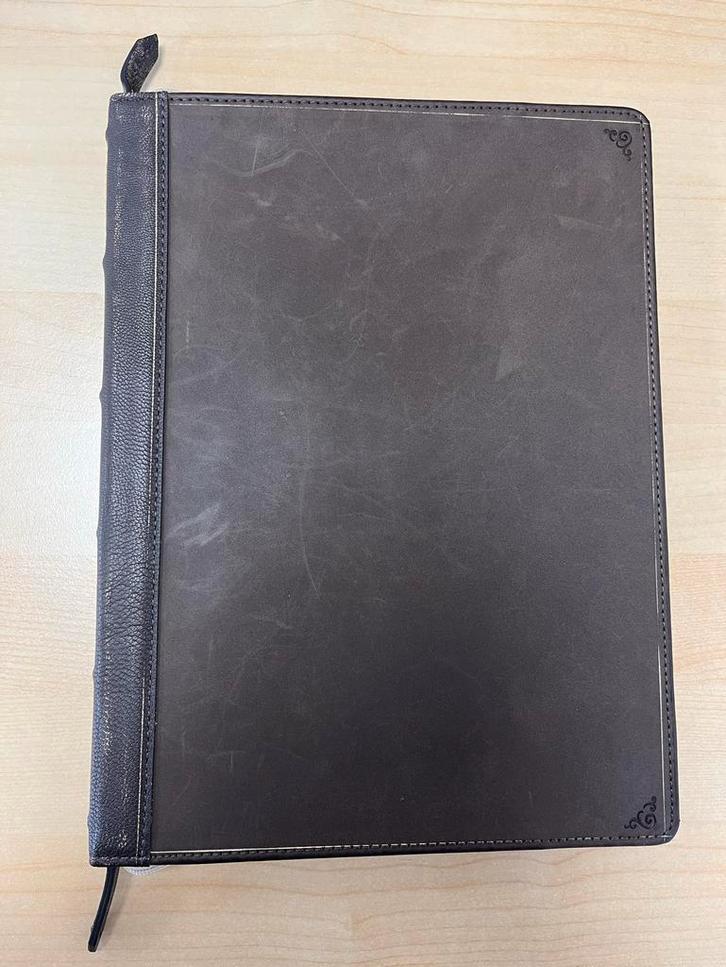 Twelve South BookBook voor iPad, Computers en Software, Laptophoezen, Zo goed als nieuw, 13 inch, Ophalen of Verzenden