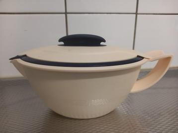 Tupperware jus/sauskom beschikbaar voor biedingen