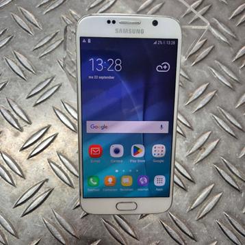 Samsung Galaxy S6 32GB Wit Nette staat met garantie beschikbaar voor biedingen