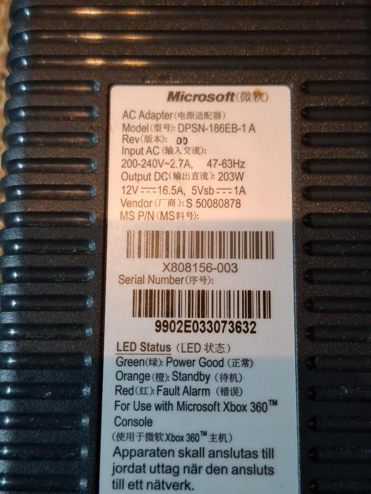 Microsoft Xbox 360 adaptor, Spelcomputers en Games, Spelcomputers | Xbox | Accessoires, Zo goed als nieuw, Xbox 360, Voeding of Kabel