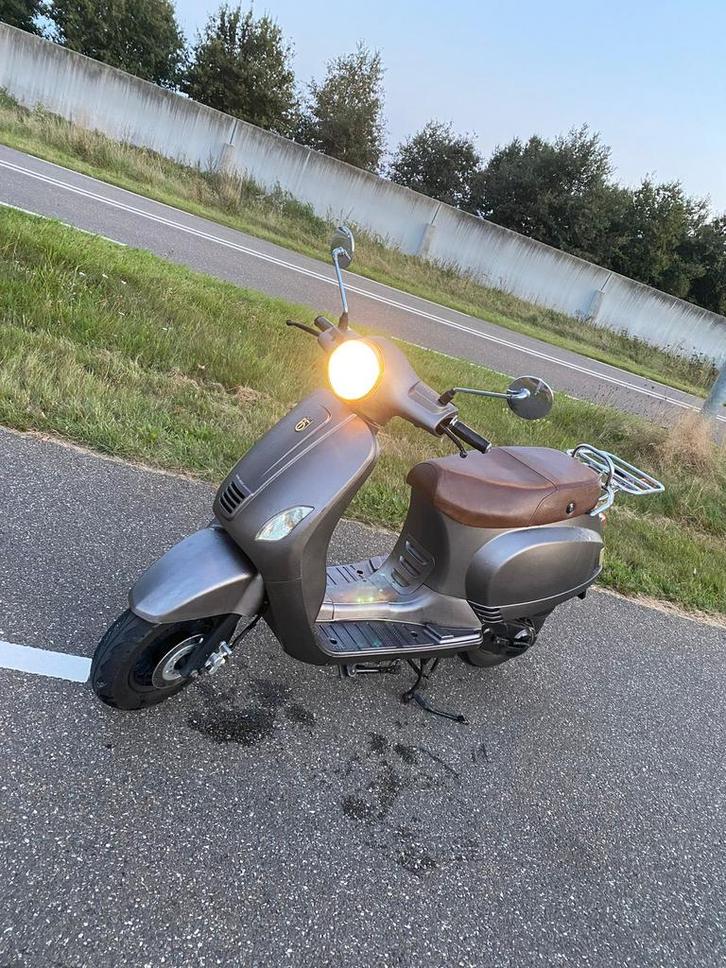 BTC riva snor, Fietsen en Brommers, Scooters | Overige merken, Gebruikt, Benzine, Ophalen