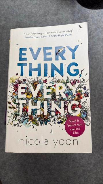 Everything, Everything - Engelstalig soft cover beschikbaar voor biedingen