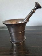 18e eeuwse bronzen vijzel. Hoogte 11cm, 14cm doorsnede boven, Ophalen of Verzenden