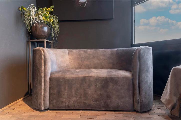 Stavoren Bank - Showroommodel - Direct Beschikbaar!, Huis en Inrichting, Banken | Sofa's en Chaises Longues, Nieuw, Tweepersoons