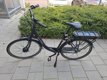 Zeer nette Altec elektrische dames fiets beschikbaar voor biedingen