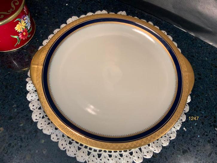 Vintage Pirkenhammer Czechoslovakia Porcelain Dinner Plate, Huis en Inrichting, Keuken | Servies, Zo goed als nieuw, Overige stijlen