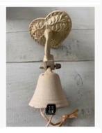 Brocante Metalen crème kleurige hart Bel, 14 cm, Antiek en Kunst, Ophalen of Verzenden