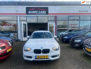 BMW 1-serie 116i Business CARPLAY-PDC-NIEUWE APK beschikbaar voor biedingen