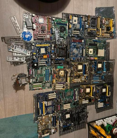 Partijtje van 21 Moederborden, Computers en Software, Moederborden, Zo goed als nieuw, Ophalen of Verzenden