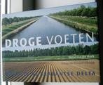 Water in de Brabantse delta(vd Hoek, Schropp,9070295083)., Ophalen of Verzenden, 20e eeuw of later, Zo goed als nieuw