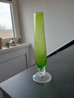 Groene glazen vaas, Antiek en Kunst, Ophalen of Verzenden