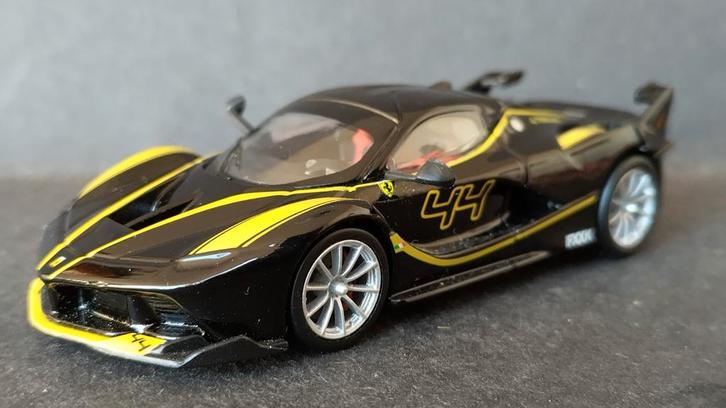 Ferrari FXX k 1:43 Bburago Burago signature Pol, Hobby en Vrije tijd, Modelauto's | 1:43, Zo goed als nieuw, Auto, Verzenden