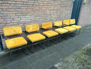 6 Ribstof Stoelen met Chrome Buisframe beschikbaar voor biedingen