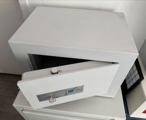 Zeer degelijke zware Juwel kluis brandkast, Huis en Inrichting, Brandblussers en Brandkasten, Zo goed als nieuw, Brandkast, Ophalen