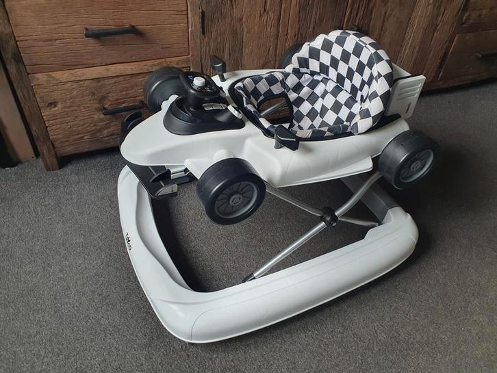 Tryco F1 Racer Loopstoel loopauto baby walker, Kinderen en Baby's, Overige Kinderen en Baby's, Zo goed als nieuw, Ophalen