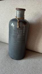 Grijze Riverdale Vaas - Stijlvol & Decoratief, Ophalen, Gebruikt, Zwart, Aardewerk of Porselein