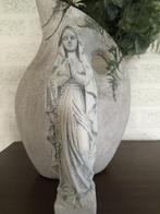 Maria beeld biddend, vol steen., Antiek en Kunst, Ophalen of Verzenden