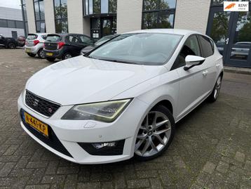Seat Leon 1.4 TSI FR / APK / NAP / AIRCO / PDC / FR / BOEKJE beschikbaar voor biedingen