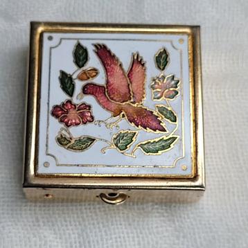 Cloisonne emaille pillendoos vierkant 4 cm met vogel beschikbaar voor biedingen