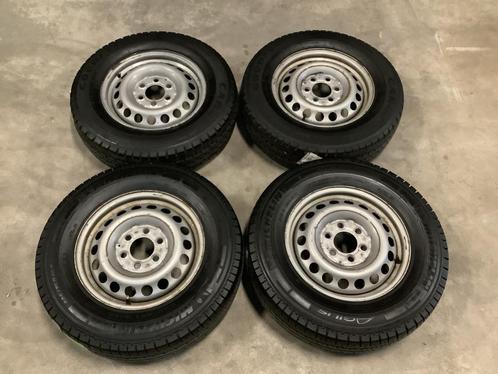 Mercedes Sprinter 16 inch originele velgen + zomerbanden, Auto-onderdelen, Banden en Velgen, Banden en Velgen, Zomerbanden, 16 inch