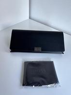 Hugo Boss brillenkoker, Sieraden, Tassen en Uiterlijk, Zonnebrillen en Brillen | Heren, Overige merken, Zwart, Ophalen of Verzenden