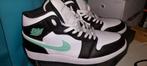 NIKE JORDAN ZELDZAME UITVOERING SPLINTERNIEUW MAAT 46, Ophalen of Verzenden, Nieuw, Wit