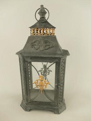 (*)Lantaarn rustiek zwart/goud ijzer H.48cm

 beschikbaar voor biedingen