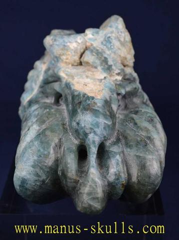 UNIEKE IVO MANUS DRAAK VAN BLAUWE APATIET 1.007 kg, 17 cm beschikbaar voor biedingen