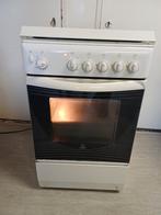 Indesit Vrijstaand Gasfornuis met Oven, Witgoed en Apparatuur, Gebruikt, Grill, Energieklasse A of zuiniger, Gas